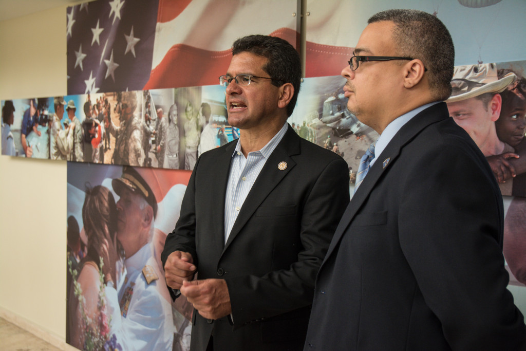 Pierluisi visita Oficina de Beneficios a Veteranos