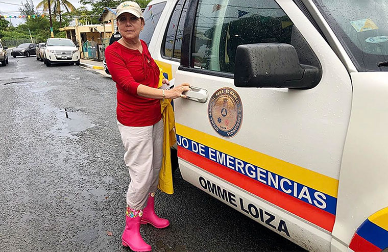  Alcaldesa Nazario Fuentes en las actividades de preparación para el paso de la tormenta Grace. (Foto/Suministrada)