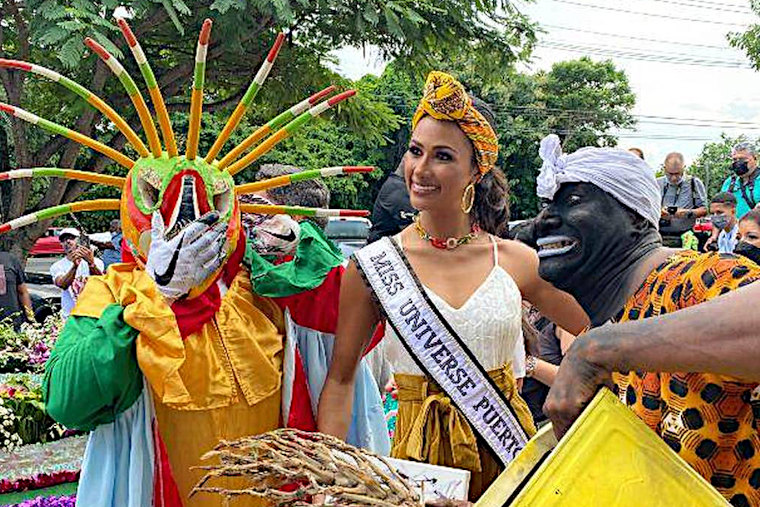 Miss Loíza y Miss Universe Puerto Rico en celebración en Loíza y afiche oficial de las Fiestas. (Foto/Suministrada) 