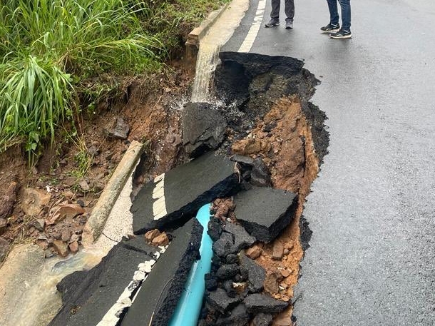 Solicitan ayuda de la ACT para rehabilitar carreteras en Ceiba