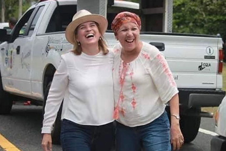 Carmen Yulín Cruz y Julia Nazario. (Foto/Suministrada) 